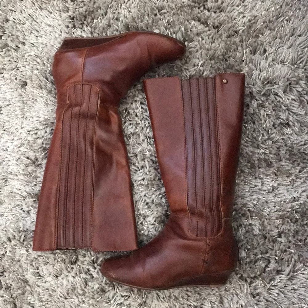 Reef Camel Colored Boots